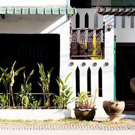V Lodge Chiang Mai Zewnętrze zdjęcie