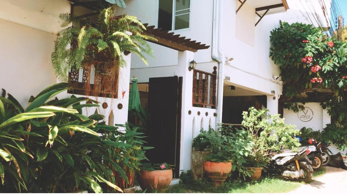 V Lodge Chiang Mai Zewnętrze zdjęcie